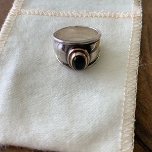 James Avery Christina Ring w/ Black Onyx - Size 5